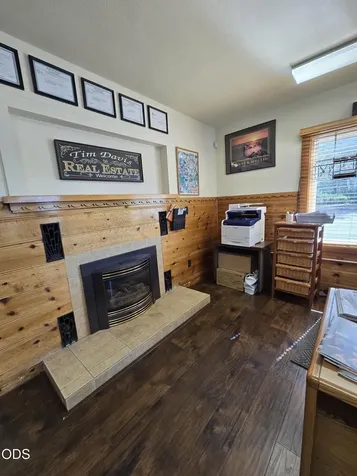 1427 SW Highland Avenue Redmond OR 97756