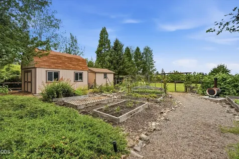 2298 Camp Baker Road Medford OR 97501