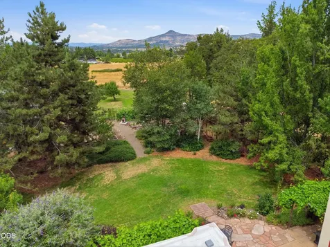 2298 Camp Baker Road Medford OR 97501