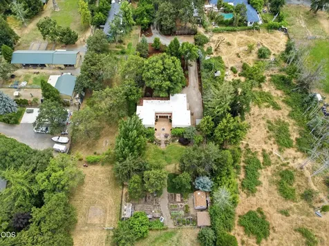 2298 Camp Baker Road Medford OR 97501