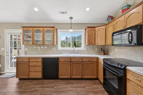 3959 Jumpoff Joe Creek Road Grants Pass OR 97526
