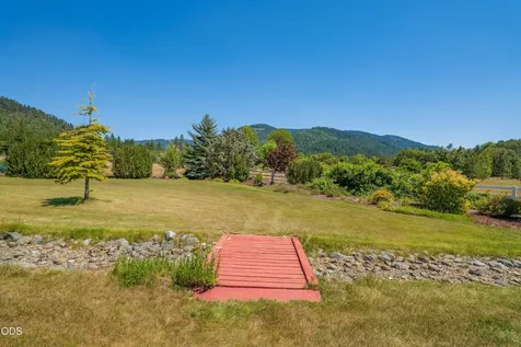 3959 Jumpoff Joe Creek Road Grants Pass OR 97526