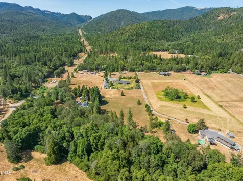 3959 Jumpoff Joe Creek Road Grants Pass OR 97526