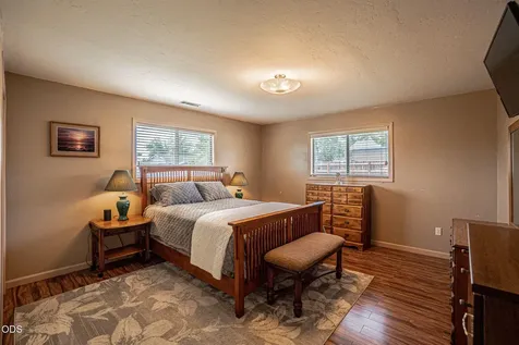 6181 Thistle Lane Central Point OR 97502