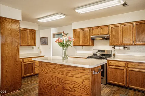 6181 Thistle Lane Central Point OR 97502