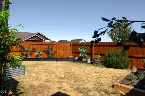 541 SW Sunrise Circle Metolius OR 97741