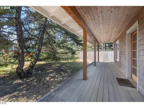 6415 Dory Pointe Loop Pacific City OR 97135