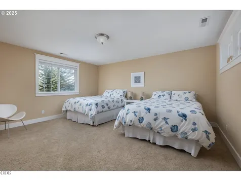 6415 Dory Pointe Loop Pacific City OR 97135