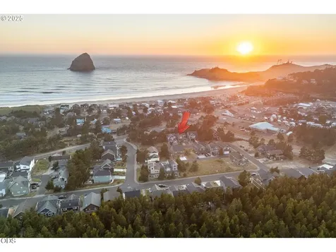 6415 Dory Pointe Loop Pacific City OR 97135