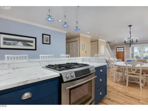 6415 Dory Pointe Loop Pacific City OR 97135