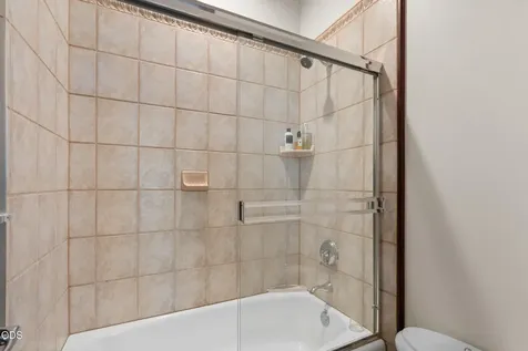 928 W Woodside Street Grants Pass OR 97527