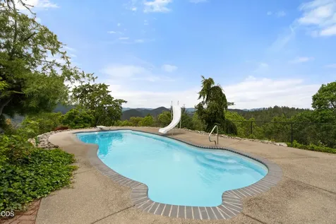 928 W Woodside Street Grants Pass OR 97527