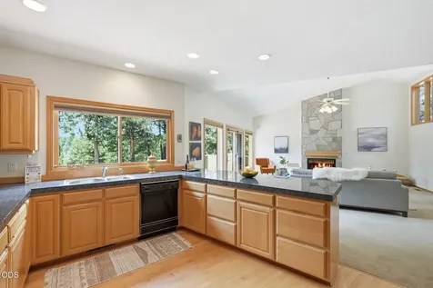 3465 NW Conrad Drive Bend OR 97703