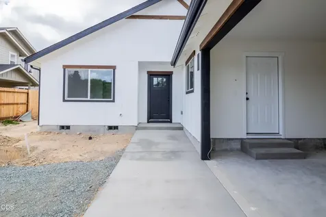 2716 Denton Trail Grants Pass OR 97527