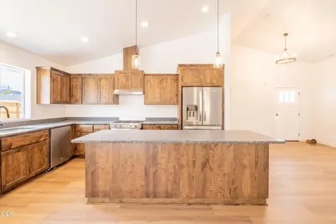 2716 Denton Trail Grants Pass OR 97527