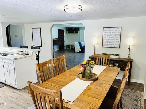 8122 New Hope Road Grants Pass OR 97527
