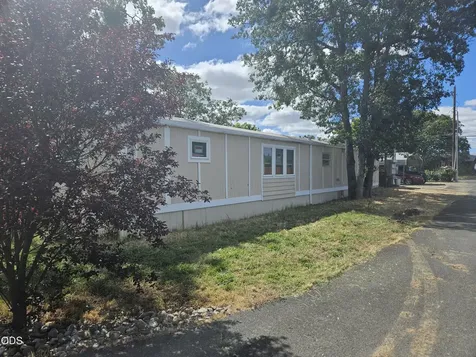 380 W Gregory Road Central Point OR 97502