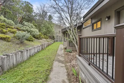 465 Strawberry Hill Lane Jacksonville OR 97530