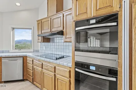 465 Strawberry Hill Lane Jacksonville OR 97530
