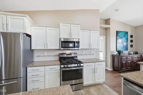 4466 SW Umatilla Avenue Redmond OR 97756