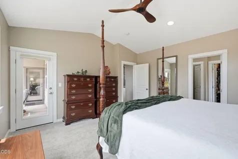 4466 SW Umatilla Avenue Redmond OR 97756