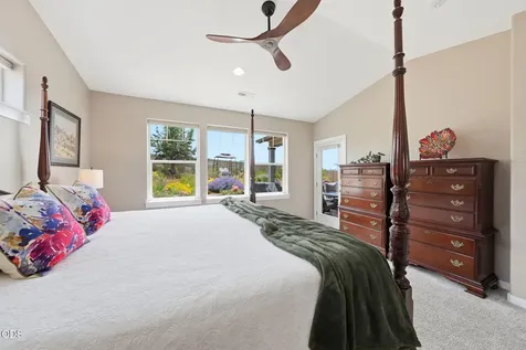 4466 SW Umatilla Avenue Redmond OR 97756