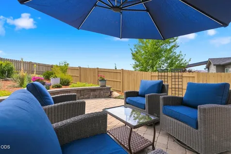 4466 SW Umatilla Avenue Redmond OR 97756