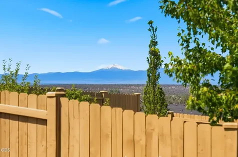 4466 SW Umatilla Avenue Redmond OR 97756