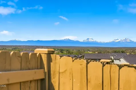 4466 SW Umatilla Avenue Redmond OR 97756
