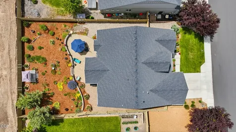 4466 SW Umatilla Avenue Redmond OR 97756