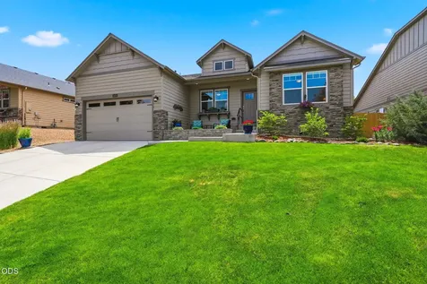 4466 SW Umatilla Avenue Redmond OR 97756