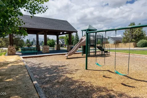 4466 SW Umatilla Avenue Redmond OR 97756