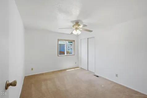 4729 S Pacific Highway Phoenix OR 97535