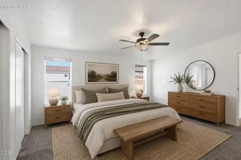 4729 S Pacific Highway Phoenix OR 97535