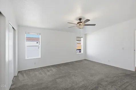 4729 S Pacific Highway Phoenix OR 97535