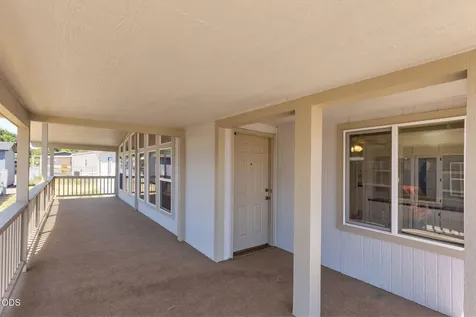 4729 S Pacific Highway Phoenix OR 97535