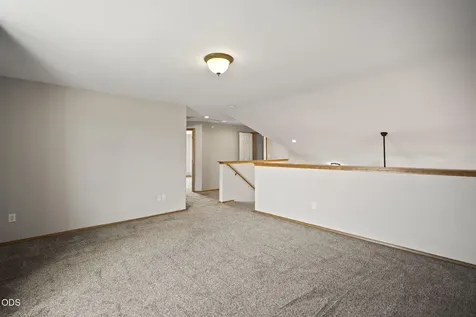 1924 NW Joshua Tree Court Redmond OR 97756