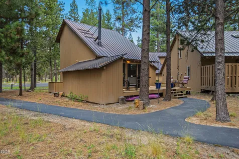 17631 Cluster Cabin Lane Sunriver OR 97707