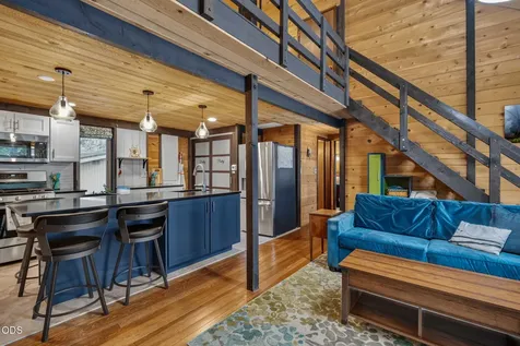 17631 Cluster Cabin Lane Sunriver OR 97707
