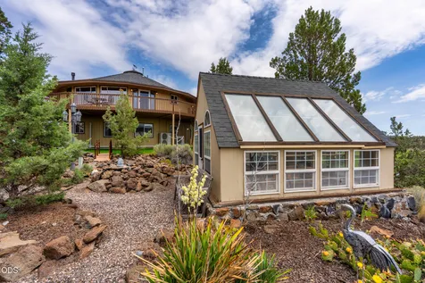 5365 NW Zamia Avenue Redmond OR 97756