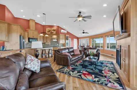 5365 NW Zamia Avenue Redmond OR 97756