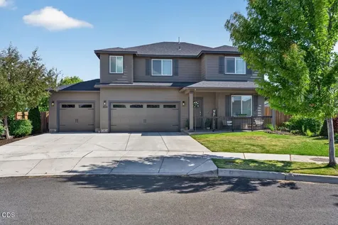 3520 SW Pumice Stone Avenue Redmond OR 97756