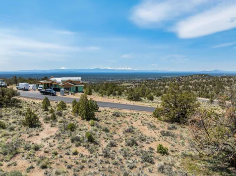 SW Seven Peaks Lp Powell Butte OR 97753