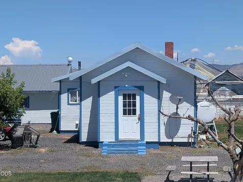 109 Miller Island Road Klamath Falls OR 97603