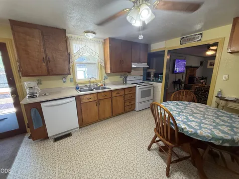 3206 Summers Lane Klamath Falls OR 97603