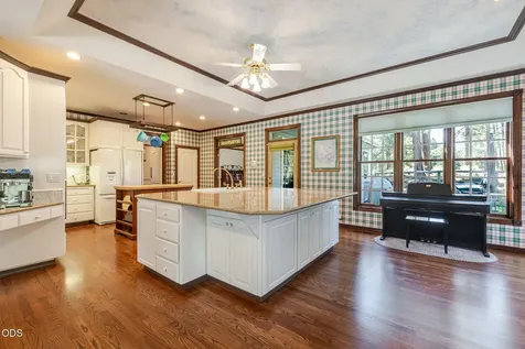 60287 Tall Pine Avenue Bend OR 97702