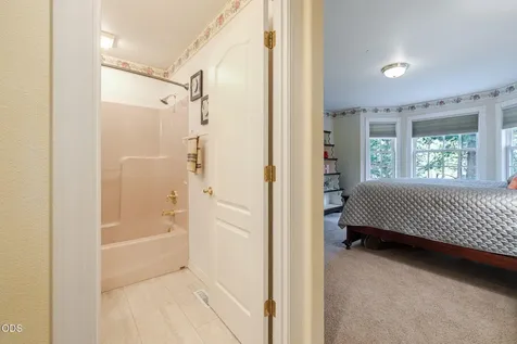 60287 Tall Pine Avenue Bend OR 97702