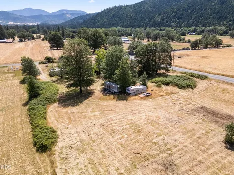 2670 Kincaid Road Williams OR 97544