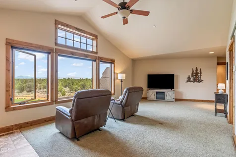 18810 SW Sisters Place Powell Butte OR 97753