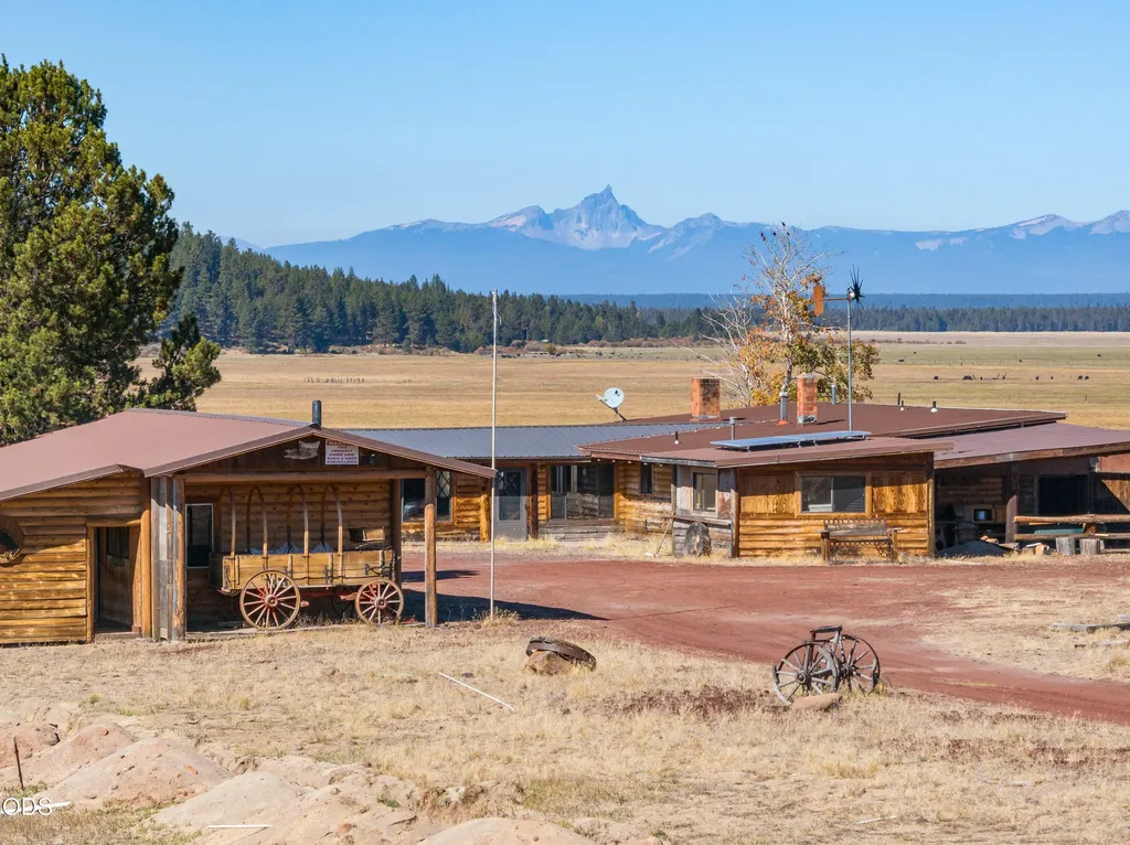 300 Road 49 Silverlake Highway Chiloquin OR 97624